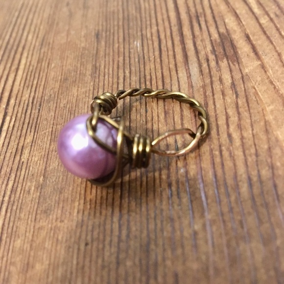 Wire Wrap Ladies Ring, Handmade Ladies Ring, Faux Pearl, Size 8 - Picture 5 of 7